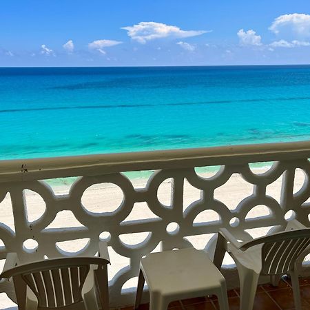 Beachside Apartments Канкун Экстерьер фото
