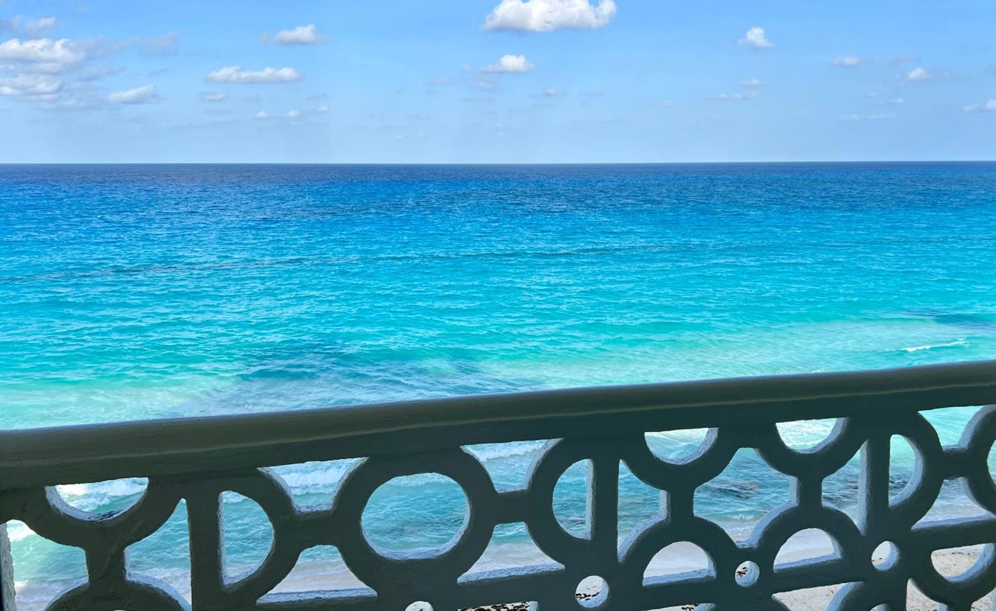 Beachside Apartments Канкун Экстерьер фото