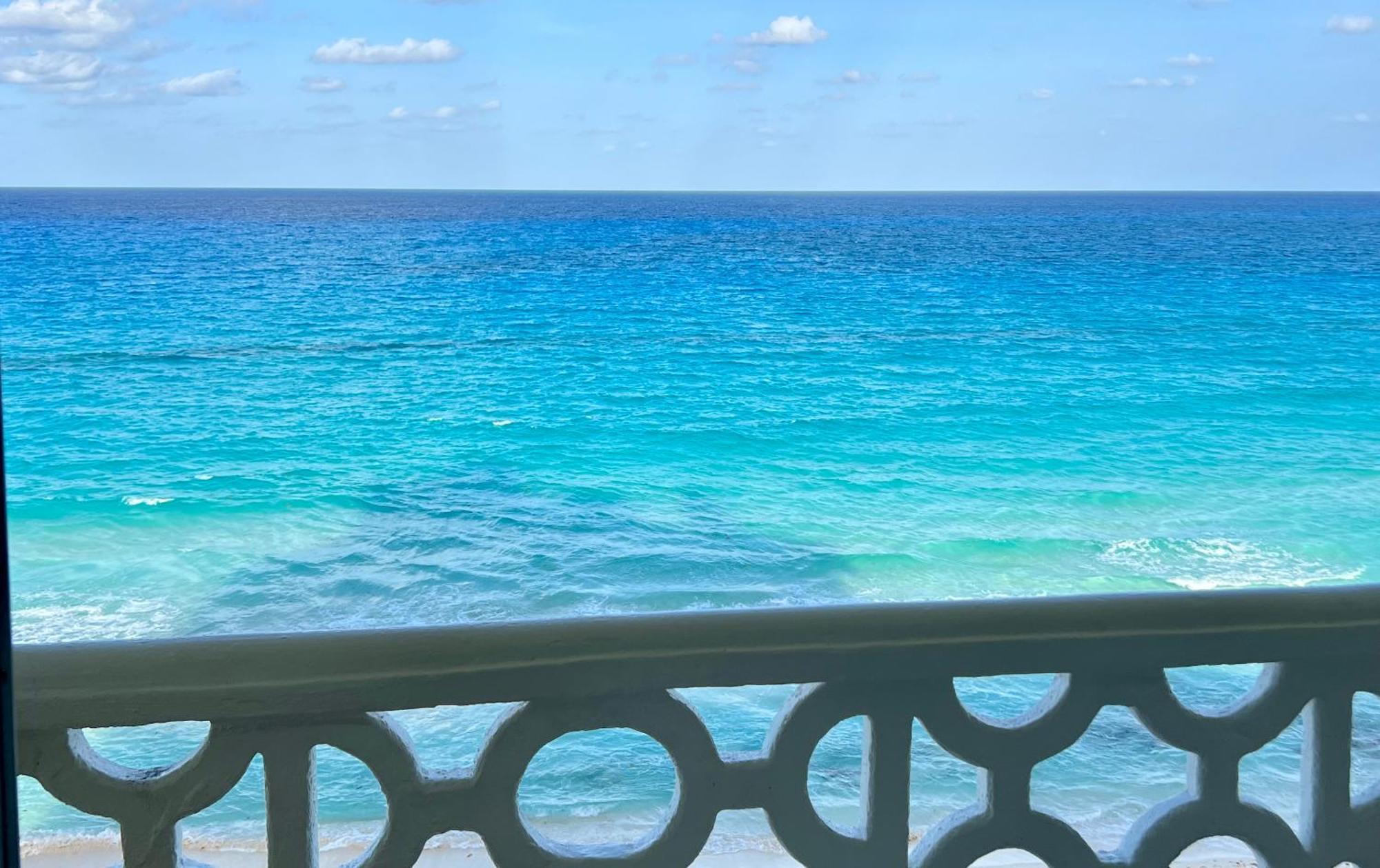 Beachside Apartments Канкун Экстерьер фото