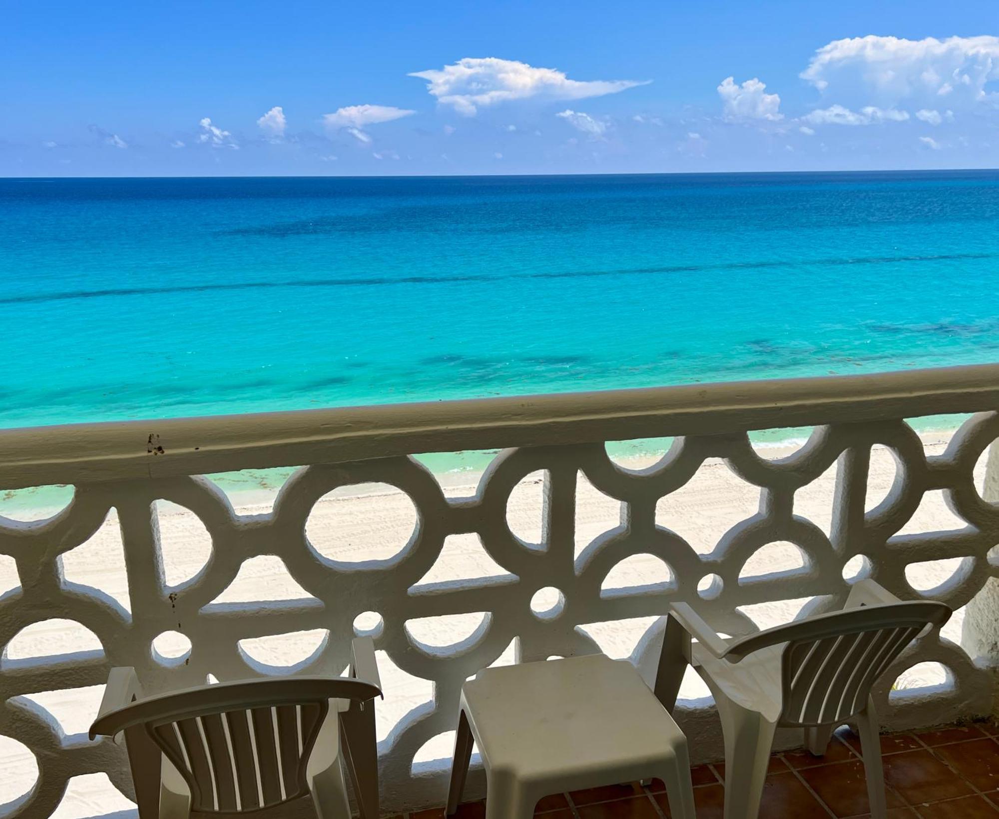 Beachside Apartments Канкун Экстерьер фото